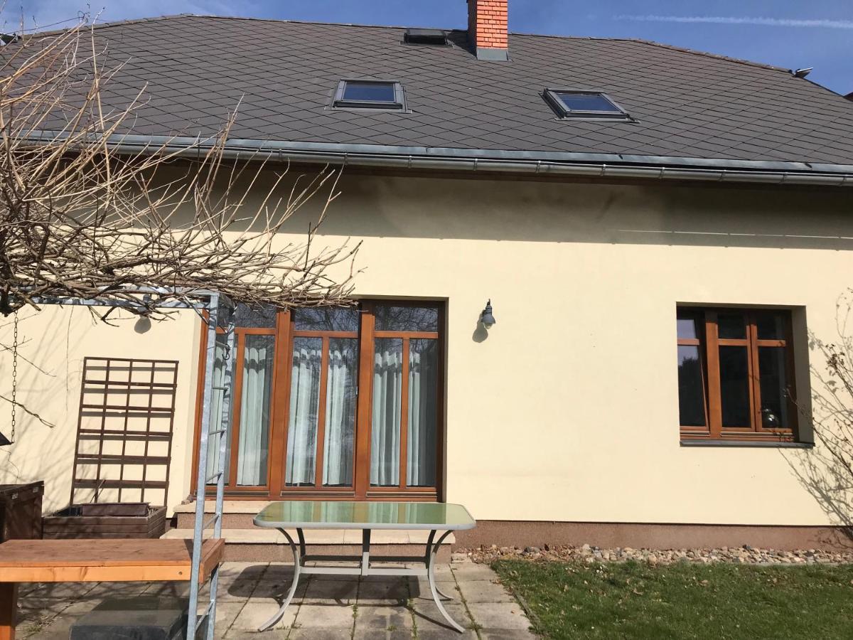 Villa Dum U Koupaliste Česká Kamenice Exterior foto